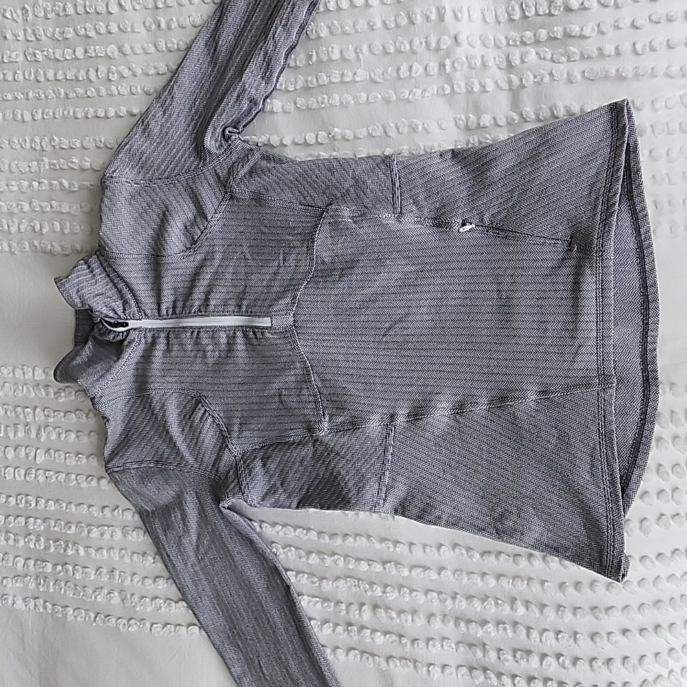 Lulu 3/4 zip up